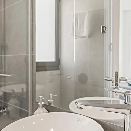 Serenity Waves 19 Larnaca